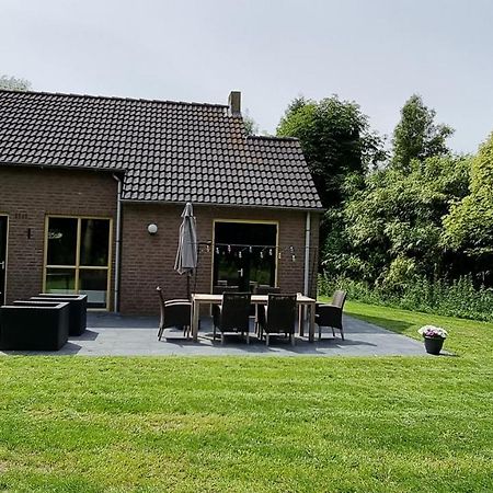 Recreatiewoning Maas En Waal 72 Villa Ewijk Exterior foto